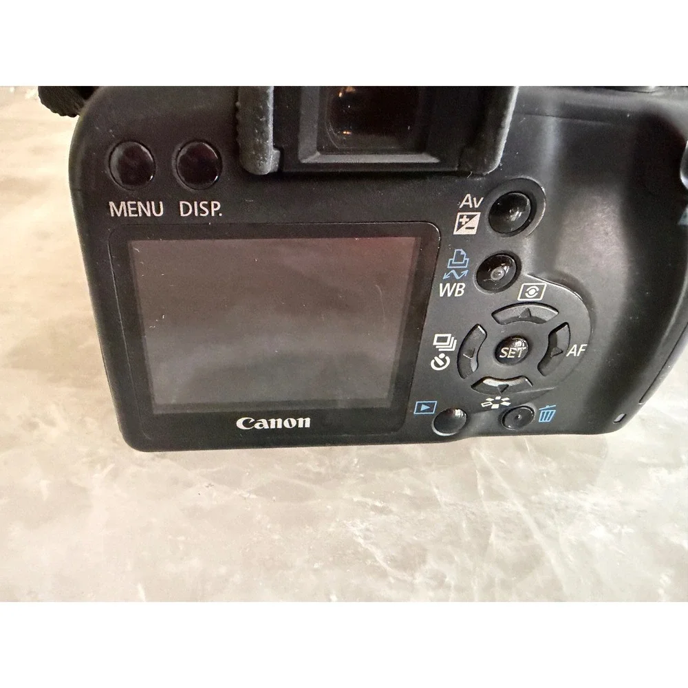 Canon EOS Rebel XS Digital SLR Camera 18-55mm Not Tested for Parts No Charger